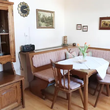 Haus Christian 아파트